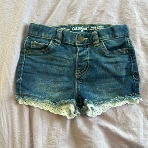NWOT Cat & Jack Super Stretch Jean Shorts - 2T